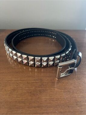 Black Studded Leather Belt with Silver Pyramid Studs